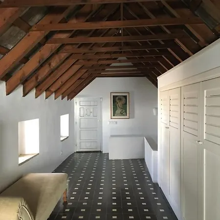 Siete Balcones Y Un Patio בית הארחה