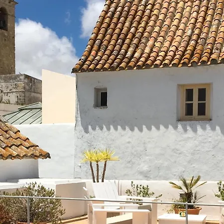 Siete Balcones Y Un Patio בית הארחה *